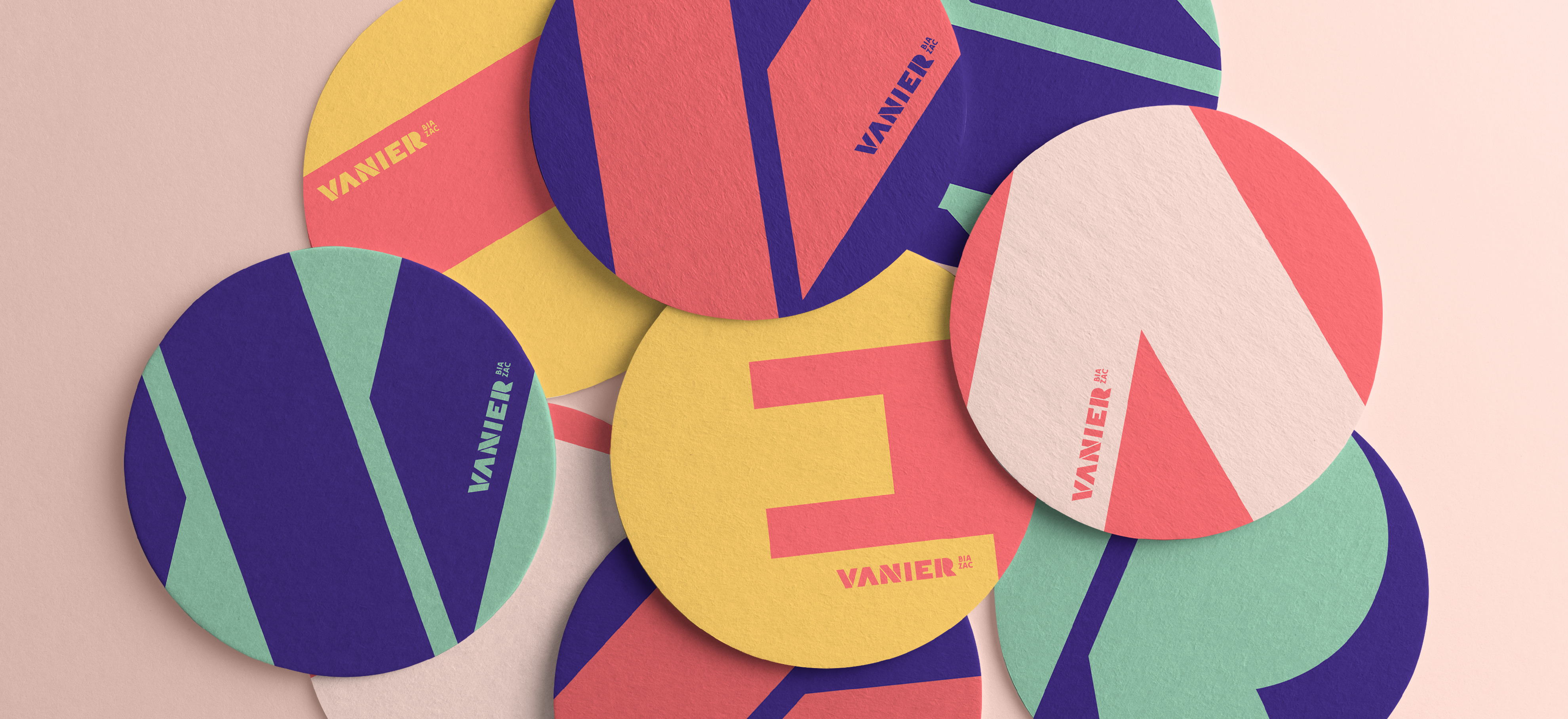 Sous-verres avec logos de ZAC Vanier