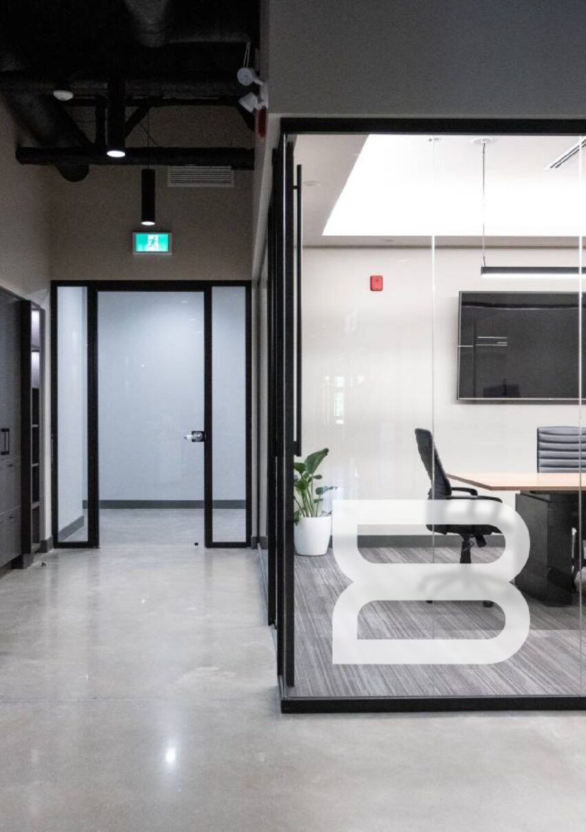 Application de la marque dans les bureaux